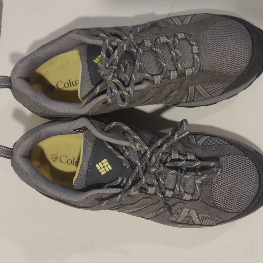 Columbia omni-Tech, Waterproof, all-terrain